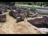 06142 ostia - regio iv - insula ix - terme dello scheletro (iv,ix,6) - li - cas due scale (iv,ix,6) - raum (8) - raum (7) - re - raum (9) - mitte - terme scheletro (iv,ix,6) - bli ri sw - 05-2018.jpg